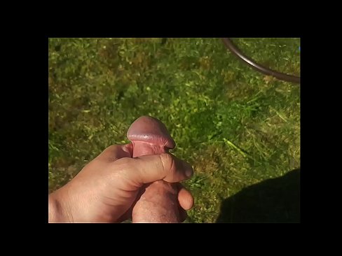 ❤️ Hot hottie får sin lyserøde fisse kneppet og kommer med en sprøjte i en sommerhave ❤ Sex video at da.amourpassionfever.ru