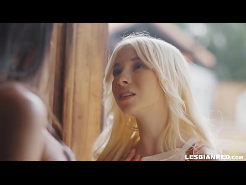 ❤️ Pige kommer hjem et par måneder senere og ender med at spise sin stedmors fisse ❤ Sex video at da.amourpassionfever.ru