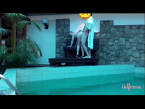 ❤️ Chef inviterer stuepige til poolen, men kunne ikke modstå en hot ❤ Sex video at da.amourpassionfever.ru